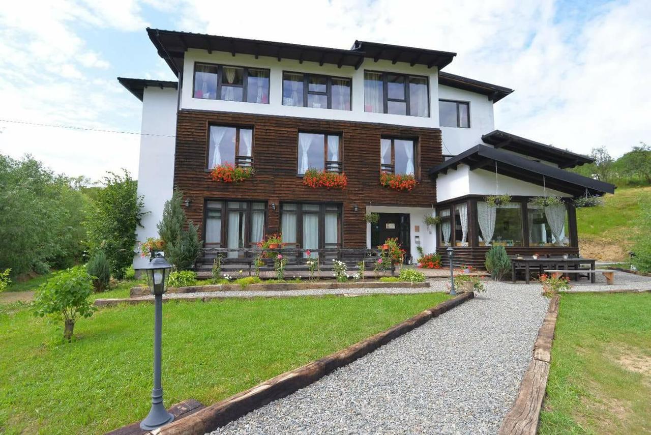 Hotel Talhaus Vişeu de Sus Exterior foto